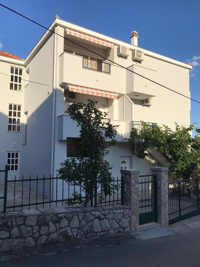 Apartments Zulim Trogir Exterior photo